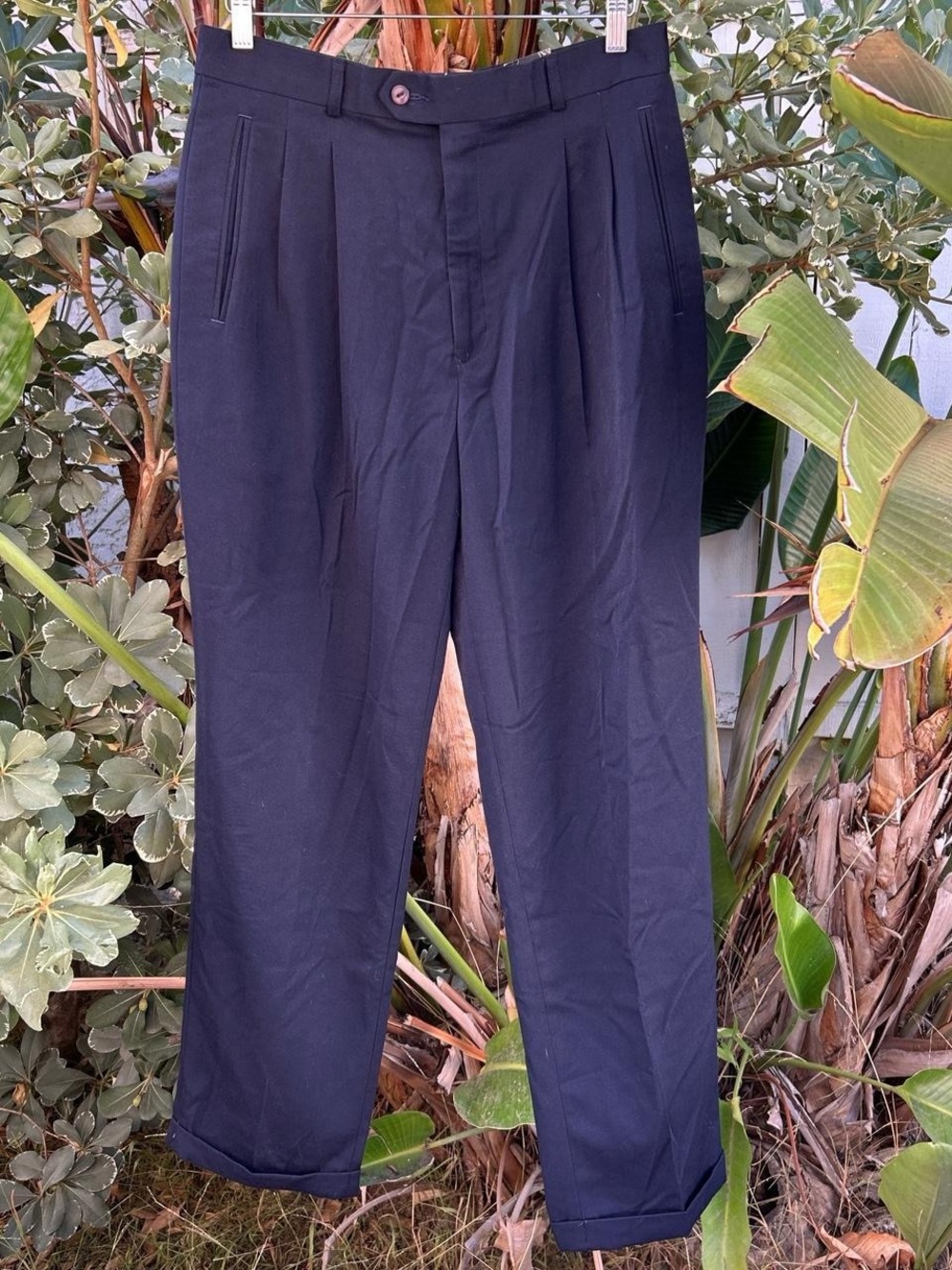 Vintage 1990s NWT Bugle Boy Pleated Dress Pants 32x32 Navy Rayon Blend